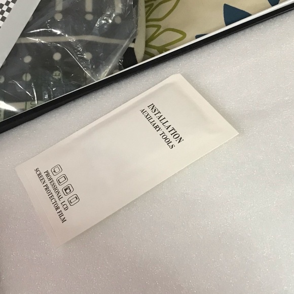 Tesla Screen Protector - Picture 7 of 11